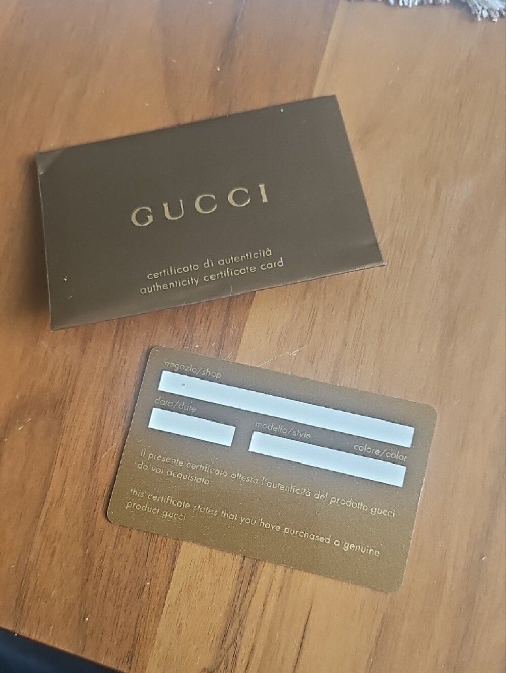GUCCI Auth Card - Picture 2 of 2